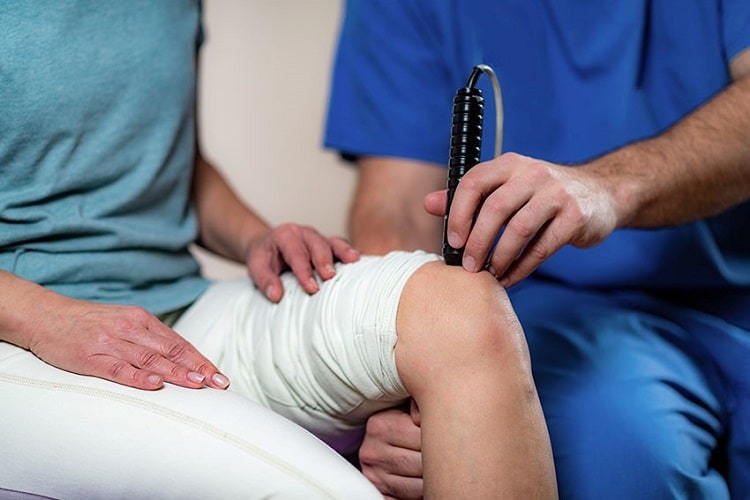 لیزردرمانی چیست؟